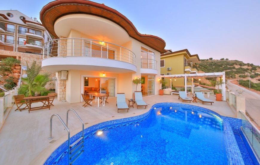 Villa LUXURY