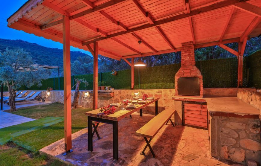 Villa Candan Büyükçakıl