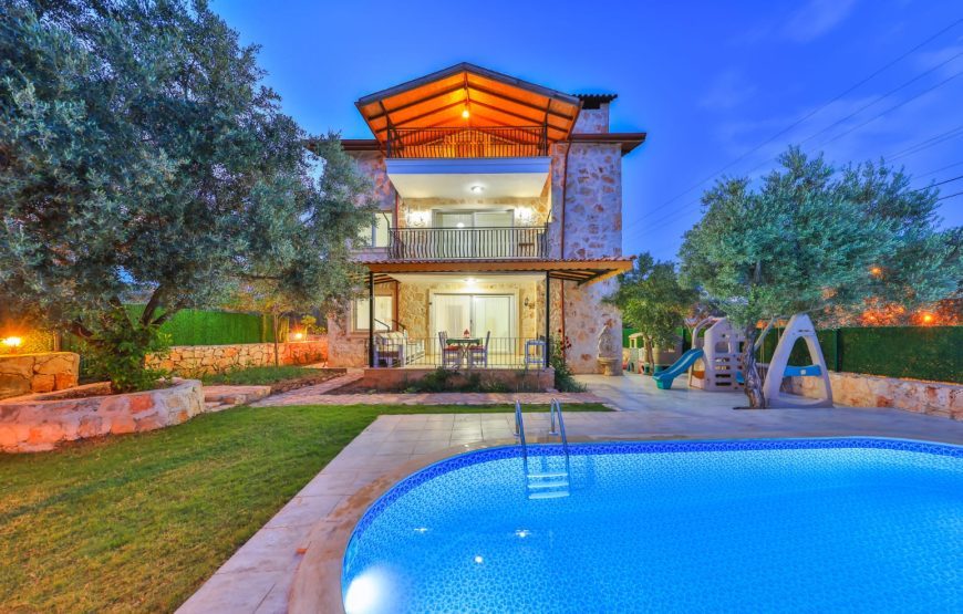 Villa Candan Büyükçakıl